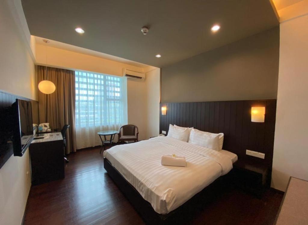 Kemena View Hotel Kuching Exterior foto